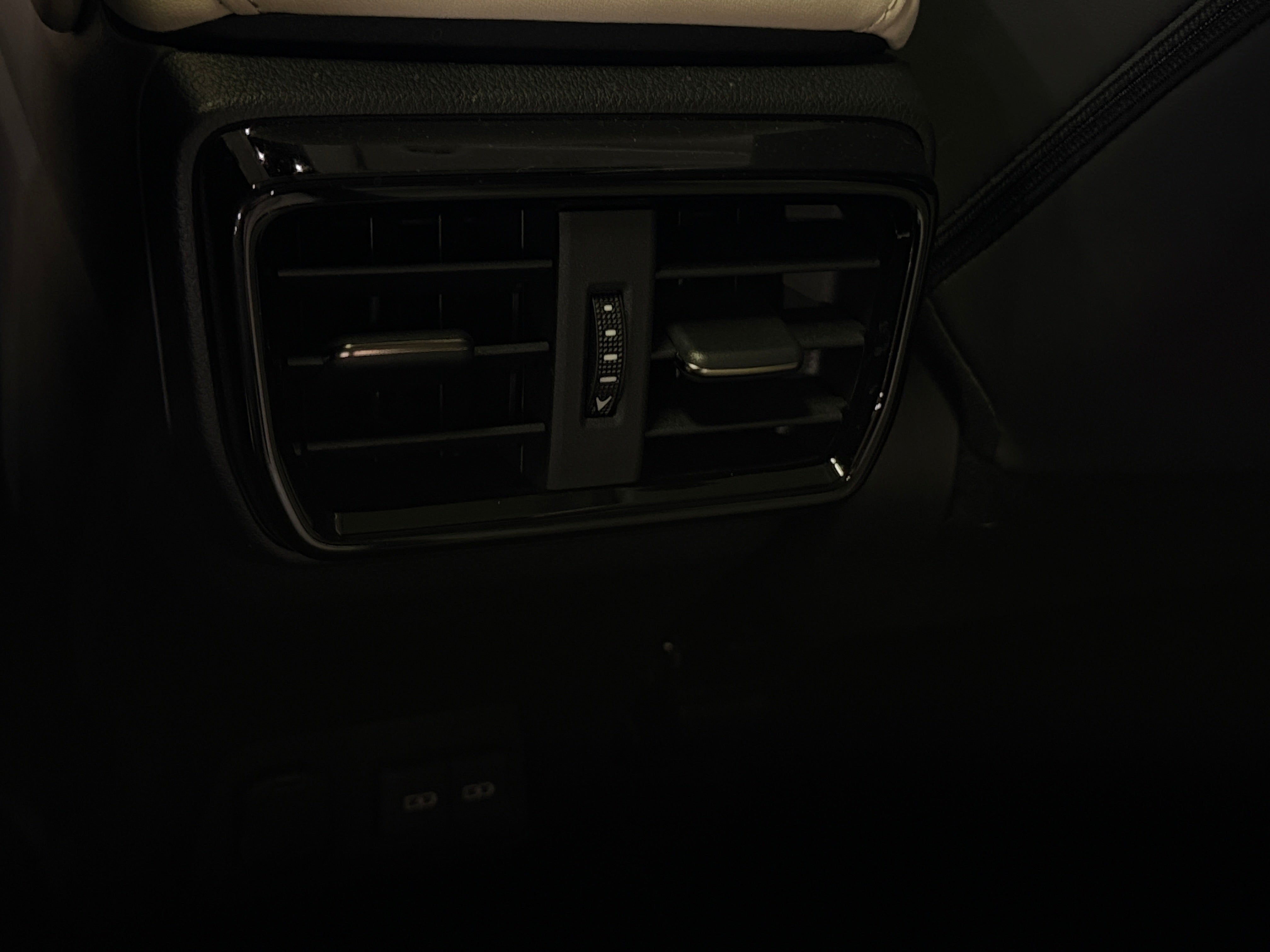 lexus nx hybrid 2025 JTJHKCEZ8S2055418 image lexus nx hybrid 2025 JTJHKCEZ8S2055418 image